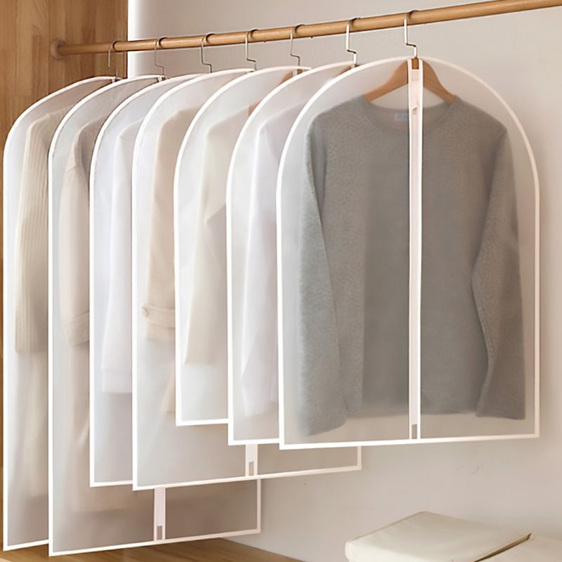 男式西服套装实物图