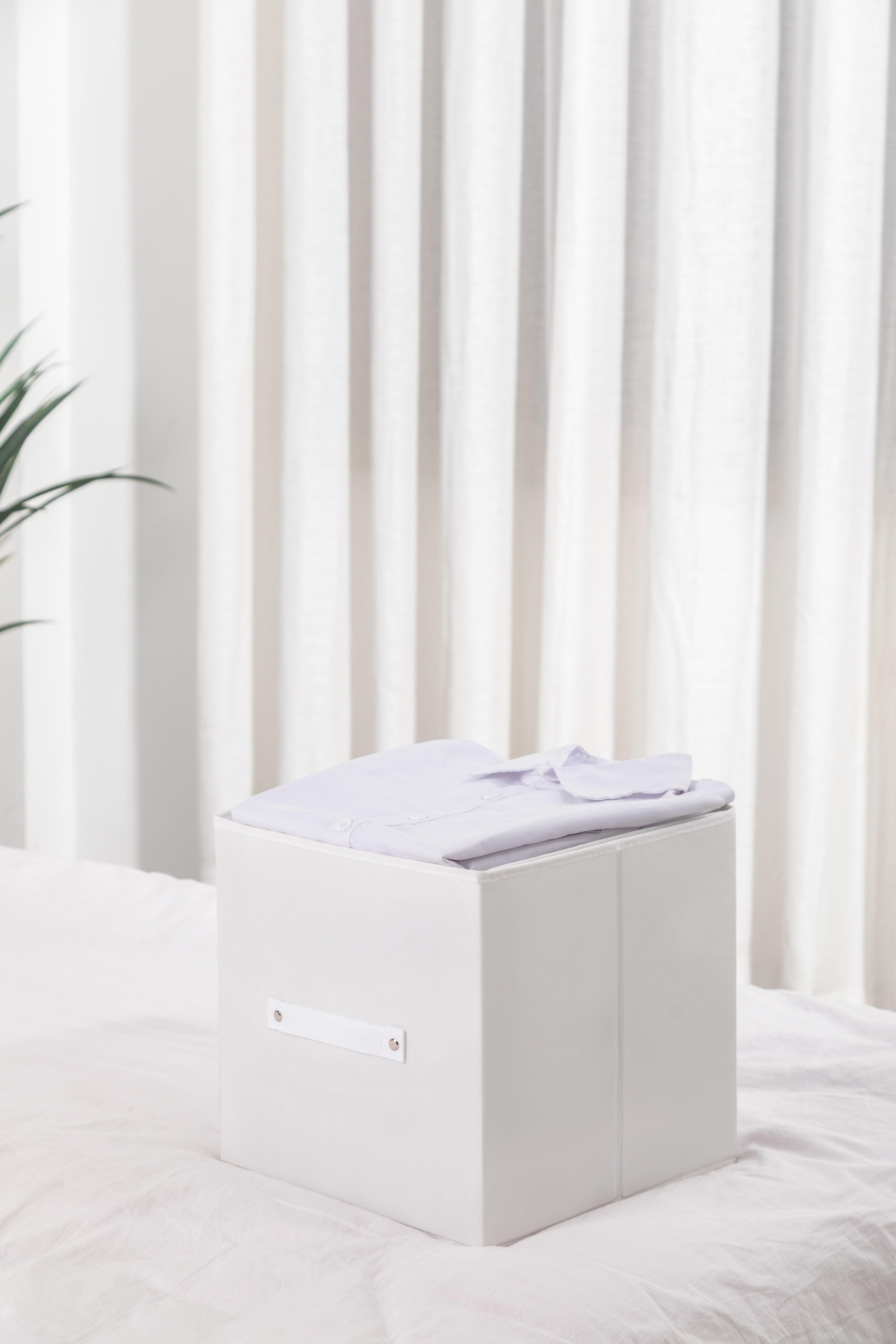 WELLCYSUN PEVA lidless storage box with white edge thumbnail