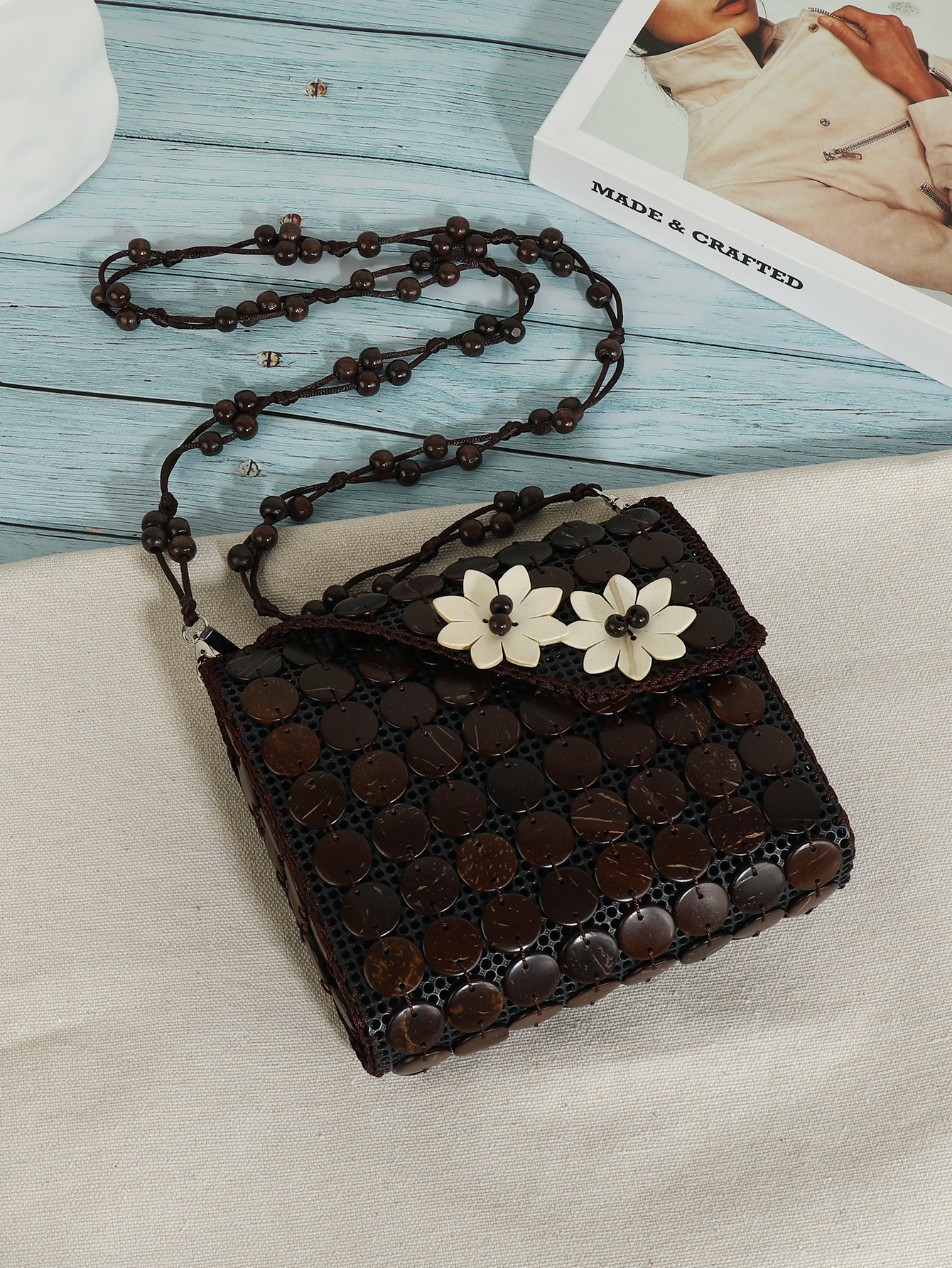 Boho Tropical Coconut Shell beaded Flower Bag with diagonal span 163 details Picture