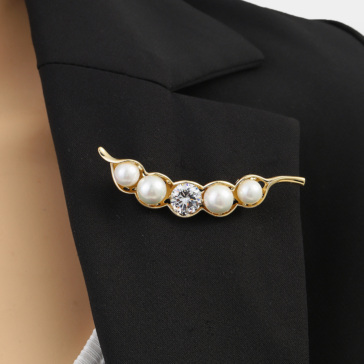 New high-end fashion pod brooch 005