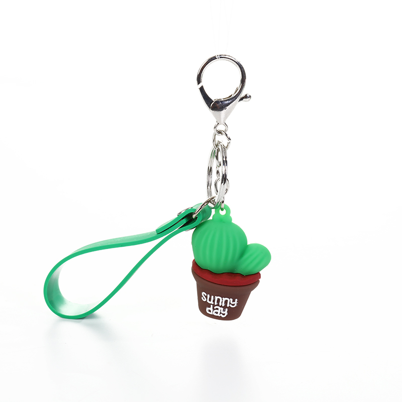 Factory direct supply of cute soft rubber keychains, car leather key chains, student bags and creative pendants details Picture