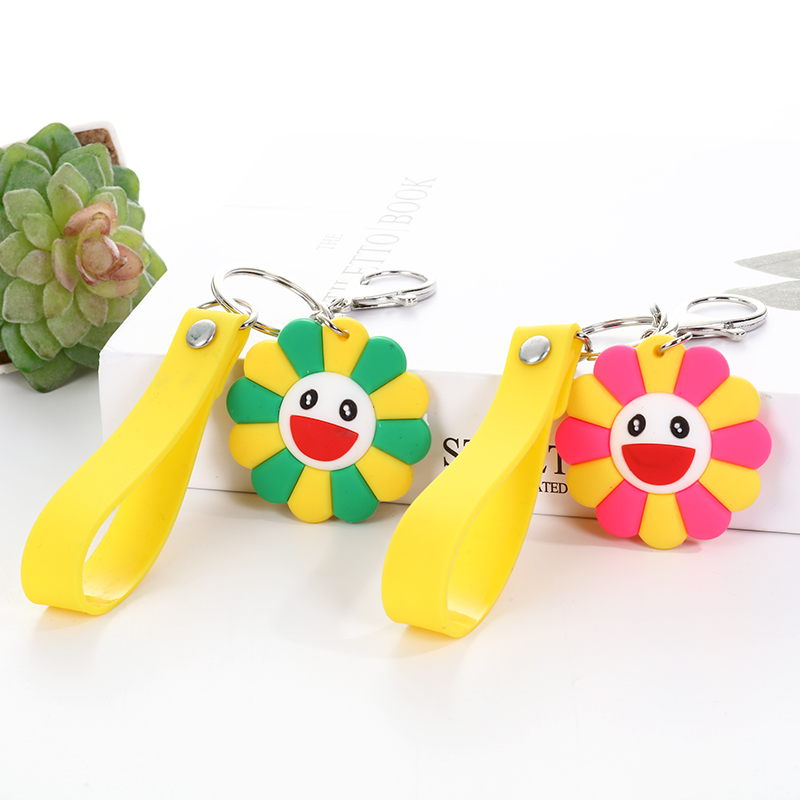 Eco-friendly PVC soft rubber cartoon creative three-dimensional sunflower keychain, metal keychain ring, decorative pendant, silicone keychain, customizable Specification image