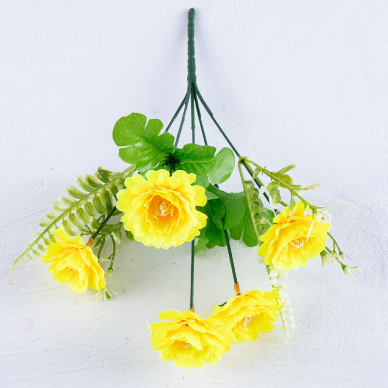 Artificial flower factory direct sales of artificial flower bouquets and ornaments 19MX0547 Five-headed yellow heart chrysanthemums 0400140 18x1 pic 12