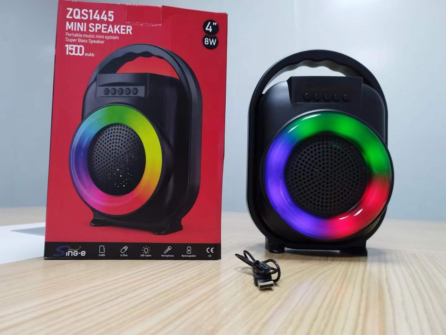 ZQS1445单4寸彩灯系列便携式音箱蓝牙无线音响收音机 优盘TF音箱详情图4