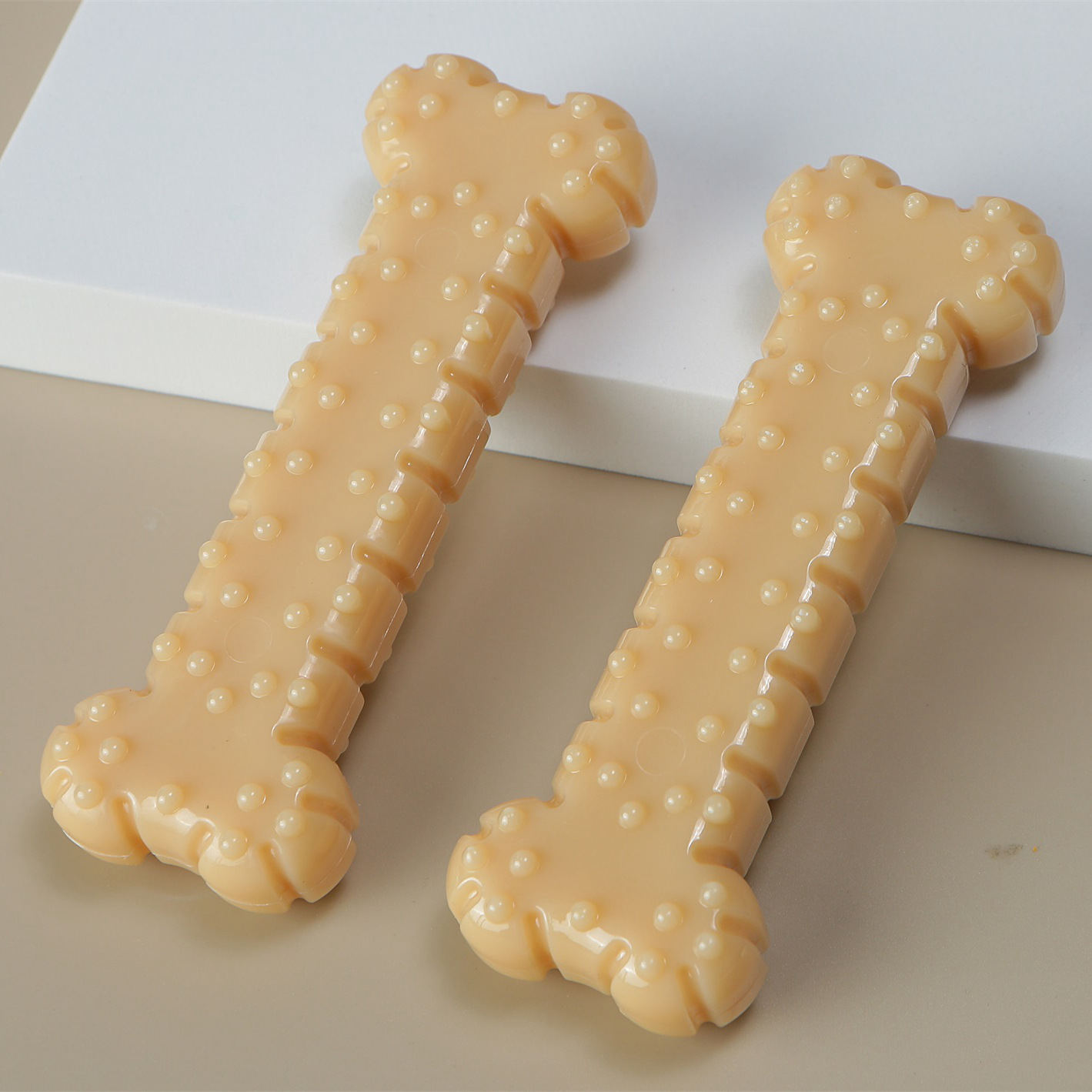 New pet gnawing toy peanut-flavored dog bone toy, boring training teething stick, teeth cleaning pet supplies Specification image
