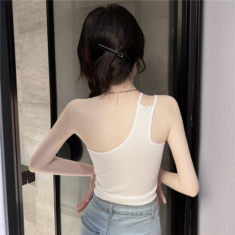 A off-the-shoulder mini halter top for women to wear as a summer base layer, with a beautiful back and sleeveless, sexy and unique, spicy knitted top pic 6