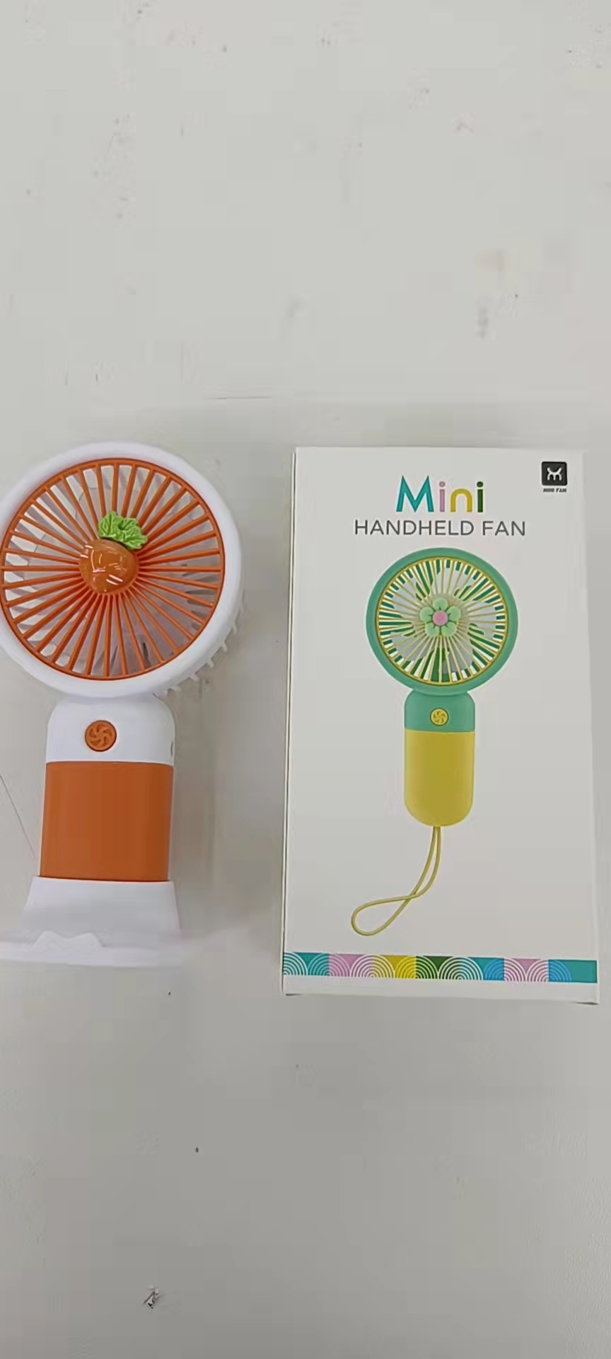 YM88146A水果手持带底座风扇  手持风扇 携带方便  粉 绿 黄 白 四个颜色  详情1