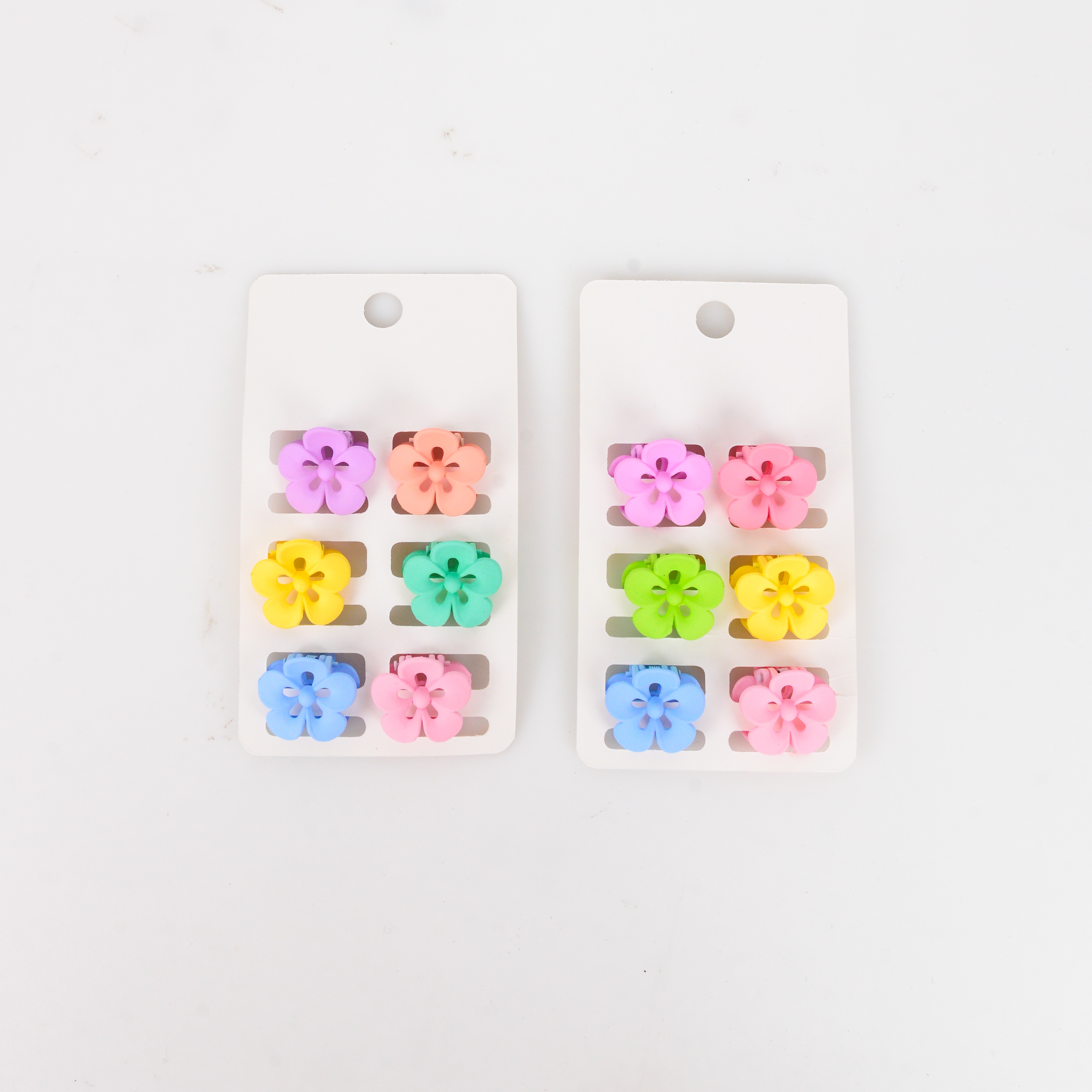The new Macaron flower shaped grip mix color thumbnail
