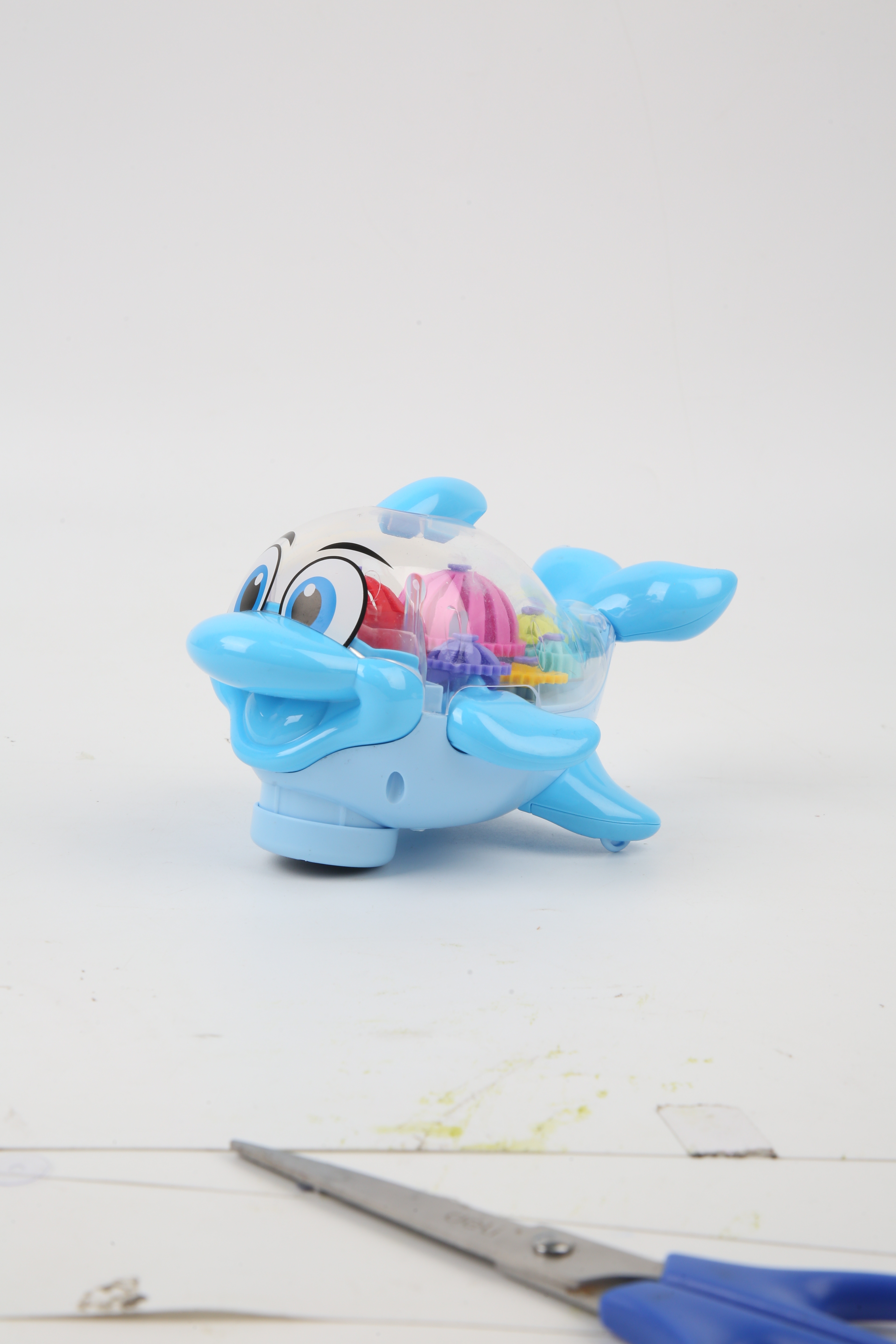 Electric cartoon whale toy details Picture