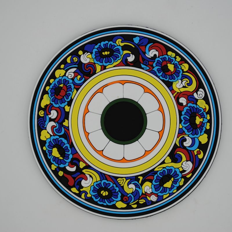 Colored patterned heat-insulating colored silicone coasters, soft rubber coasters, Yiwu daily-use coasters, soft rubber round thickened silicone heat-insulating pads, eco-friendly silicone placemats in stock, wholesale and customization