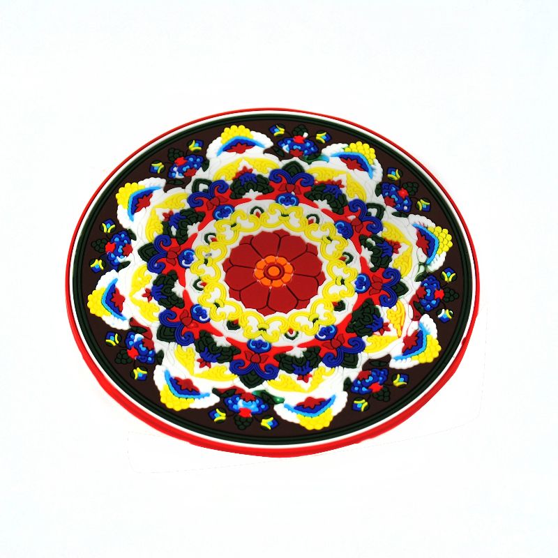 Colored patterned heat-insulating colored silicone coasters, soft rubber coasters, Yiwu daily-use coasters, soft rubber round thickened silicone heat-insulating pads, eco-friendly silicone placemats in stock, wholesale and customization Application Scenario