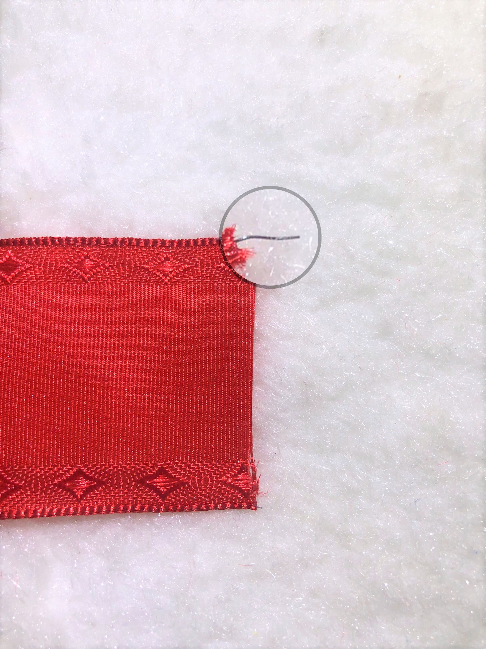 Item No. : 2021 Christmas Gift Packaging Decoration DIY Red Double-sided Wire Webbing 3.8cm Specification image