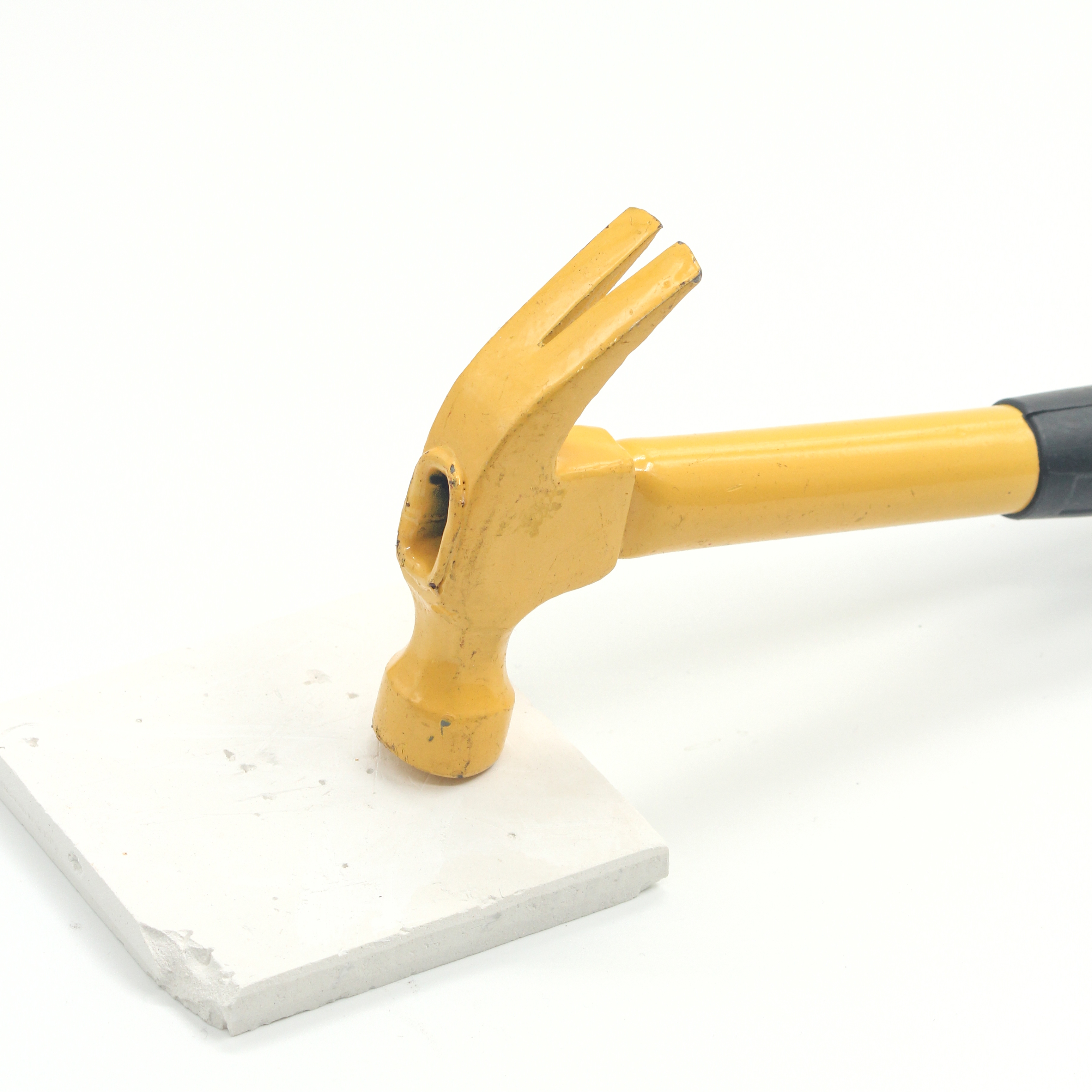 Hardware Tools Claw Hammer Hammer Yellow Claw Hammer Multi-Function Hammer Hardware Household Tools Woodworking Hammer Decorating Nail Hammer Pulling Nail Hammer Site Hammer details Picture