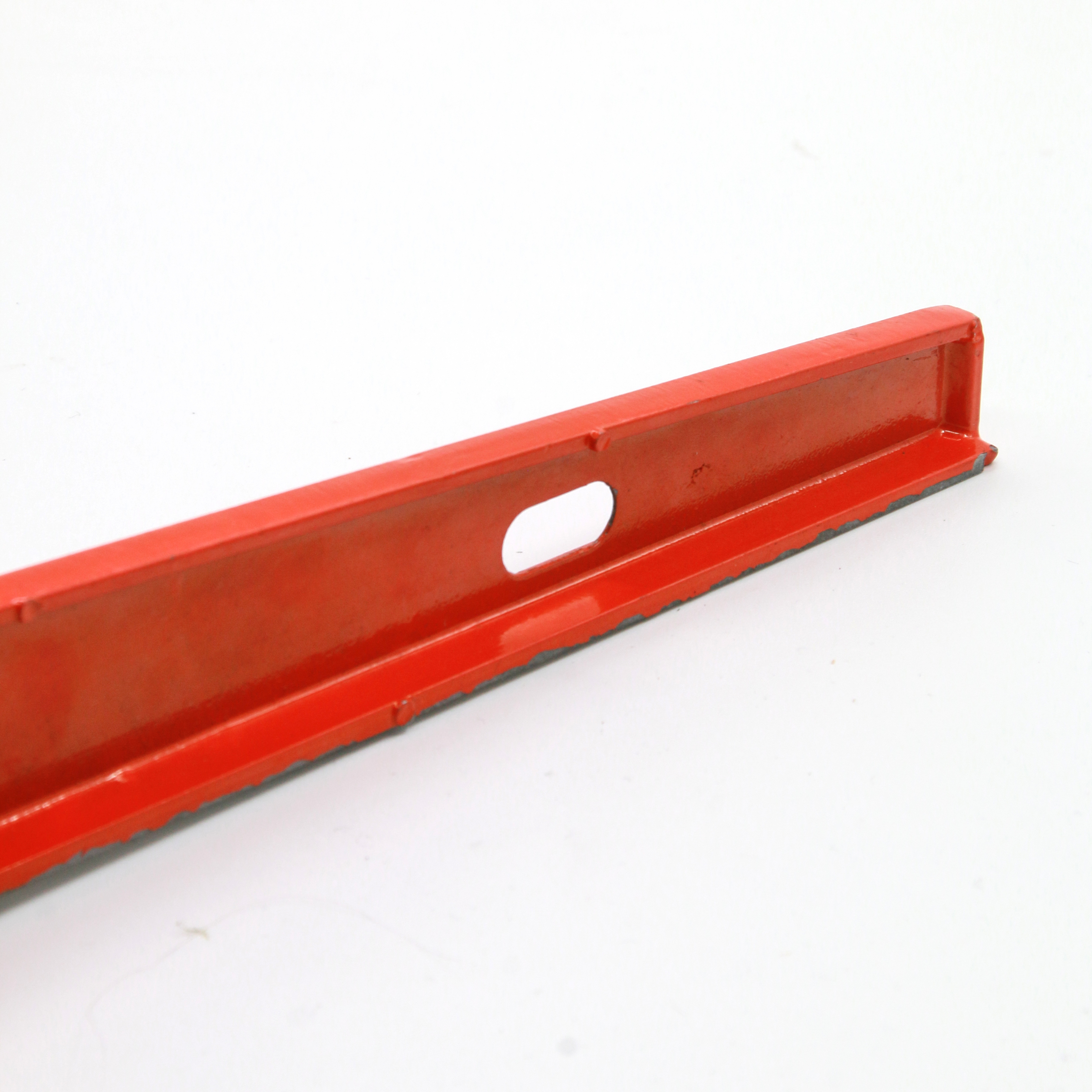 Bridge Level Aluminum Alloy Level Level High Precision Heavy Duty Strong Magnetic Solid Cast Aluminum Multi-Functional Home Building Decoration Measurement Balance Ruler 40Cm 50Cm 60Cm Red Application Scenario