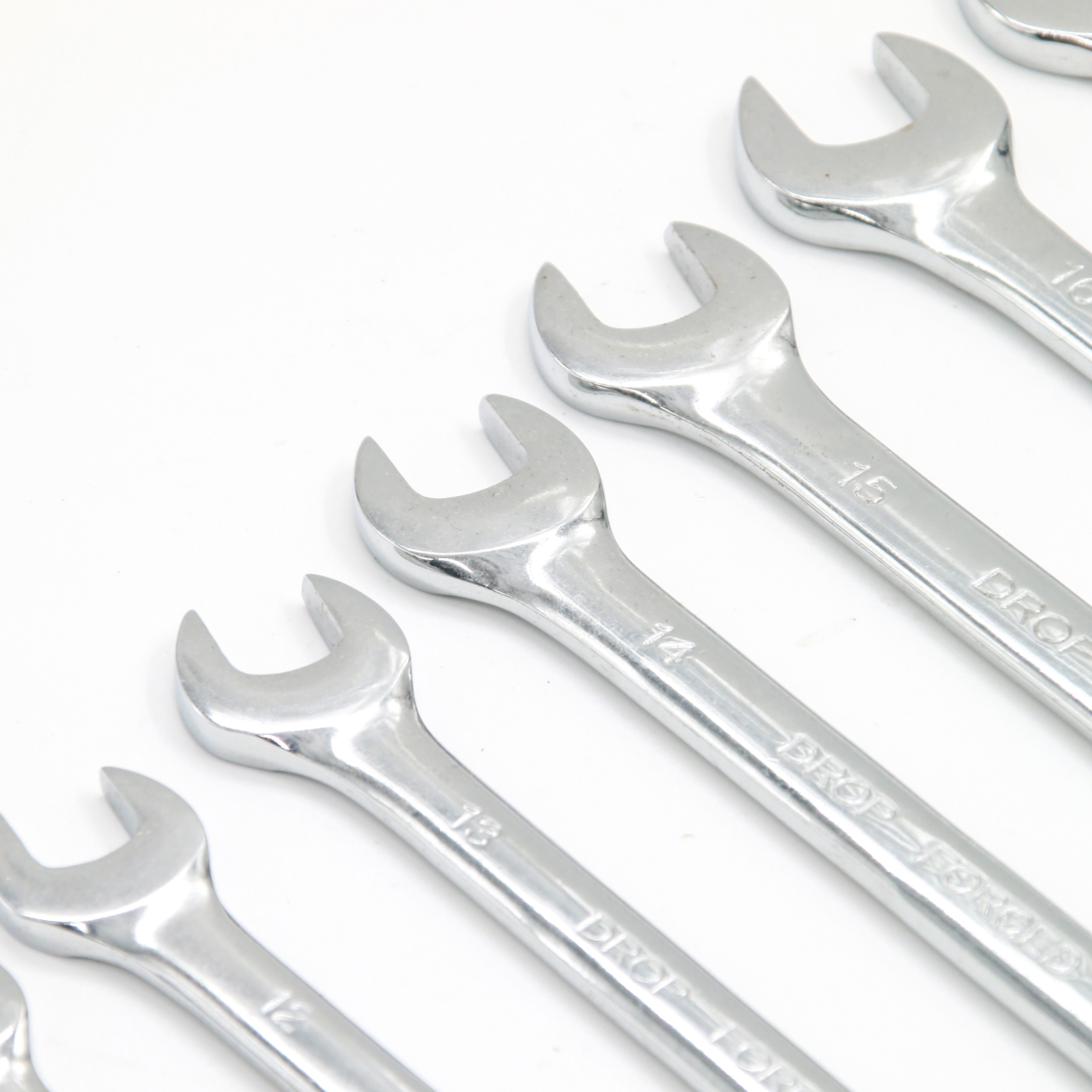 Small Auto Repair Double-End Quick Dual Purpose Box Wrench Hardware Tools Open Deadhead Hand Complete Set Board Application Scenario