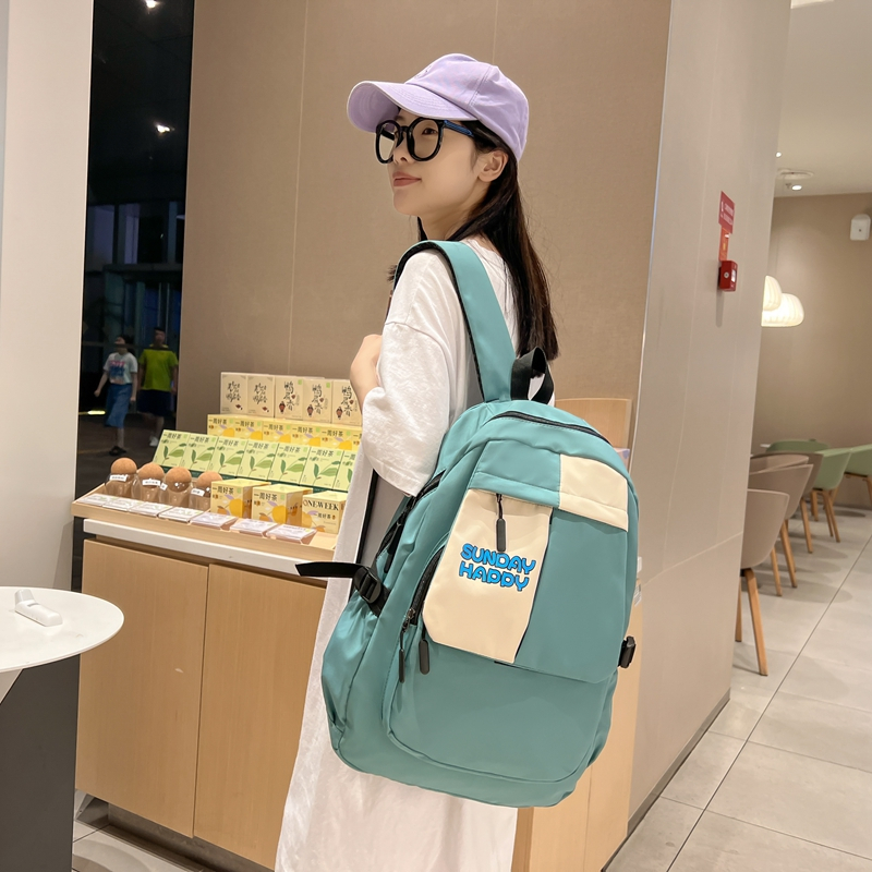 Backpack Nylon cloth backpack Large quantity discount explosion-style SchoolBags Wholesale customization welcome consulting, ordering! Application Scenario