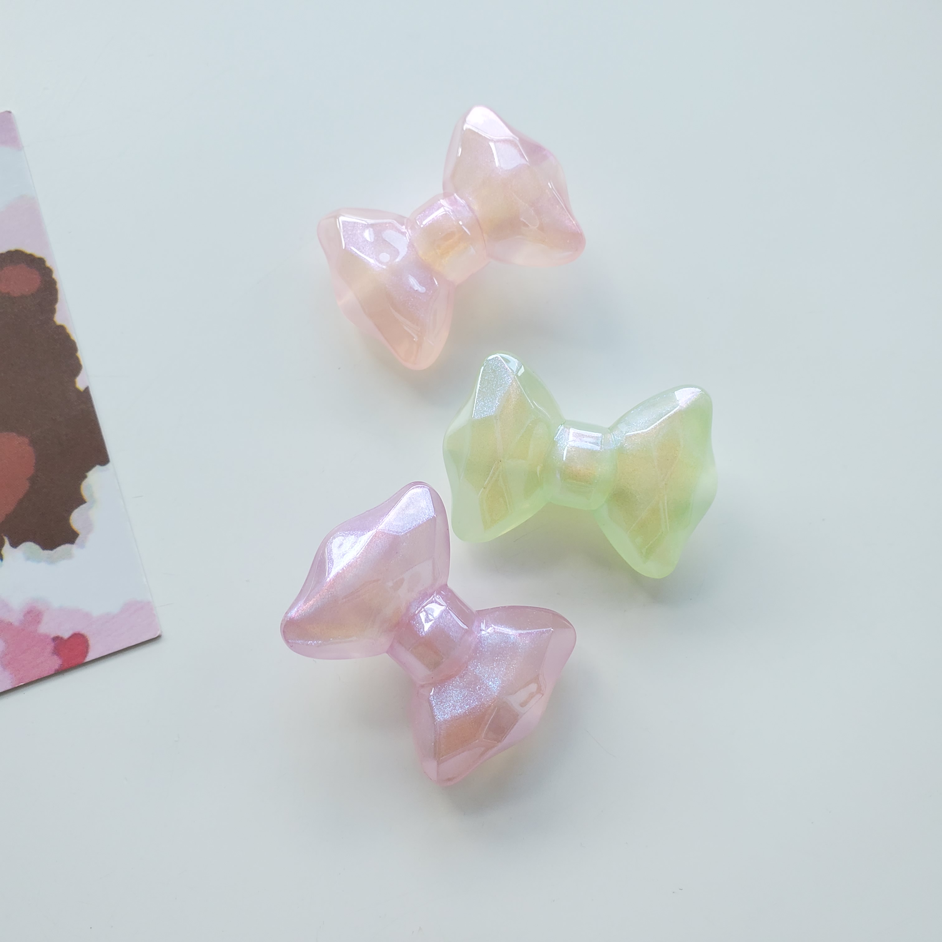 Chen Ming Accessories DIY Accessories Pearlescent Jelly Bean Acrylic beads Handmade 35mm back hole bow Accessory material whole pack Application Scenario