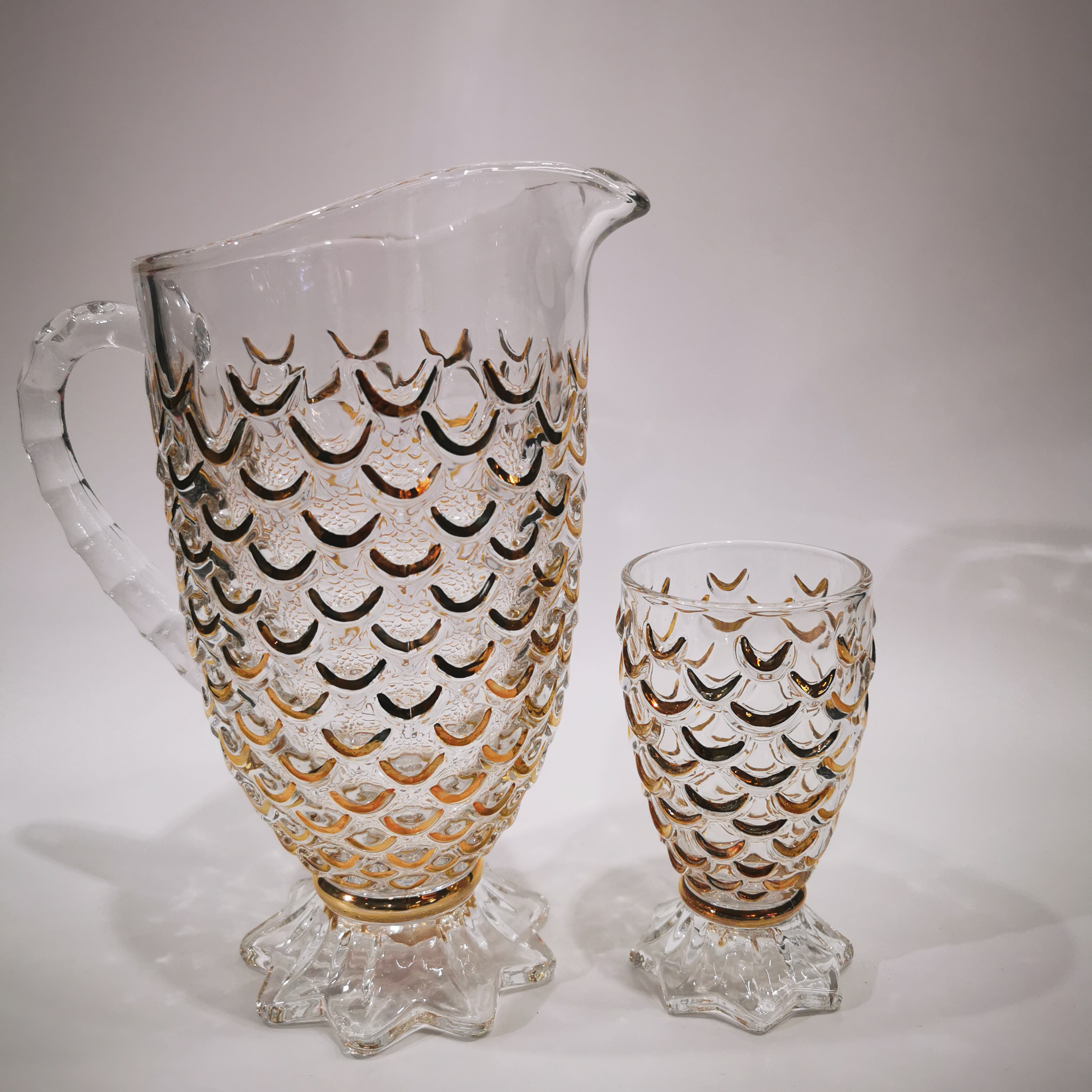 Glass jug Glass cold jug DRINK cup Drink jug ONE jug six cups of water litres set, high temperature gold, high grade atmosphere, home gifts of the best products thumbnail