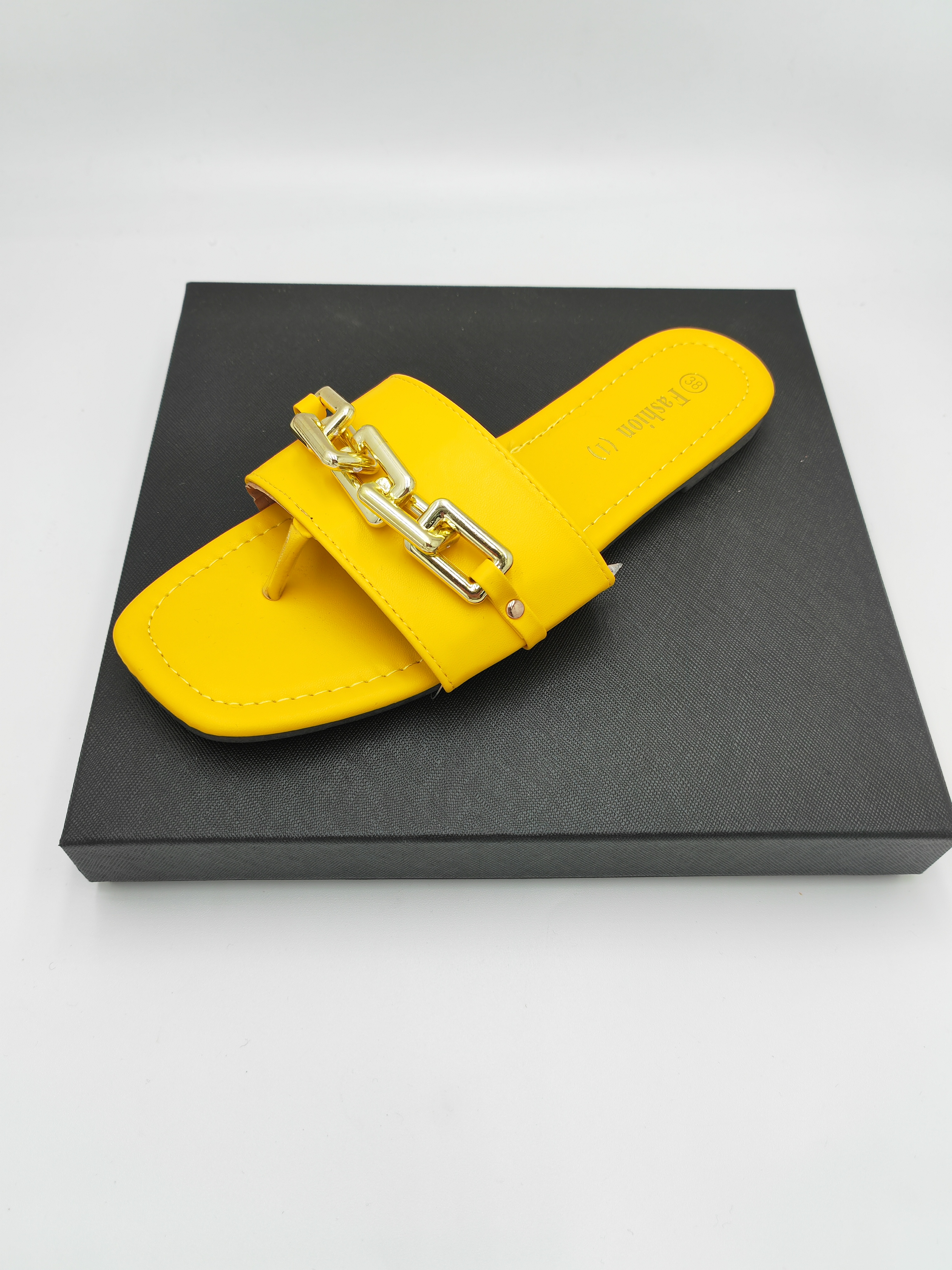 The New Korean Version Of The Summer Casual Women's Shoes Fashion Trend Comfortable Flip-Flops Sandals Women Wear Everything Specification drawing