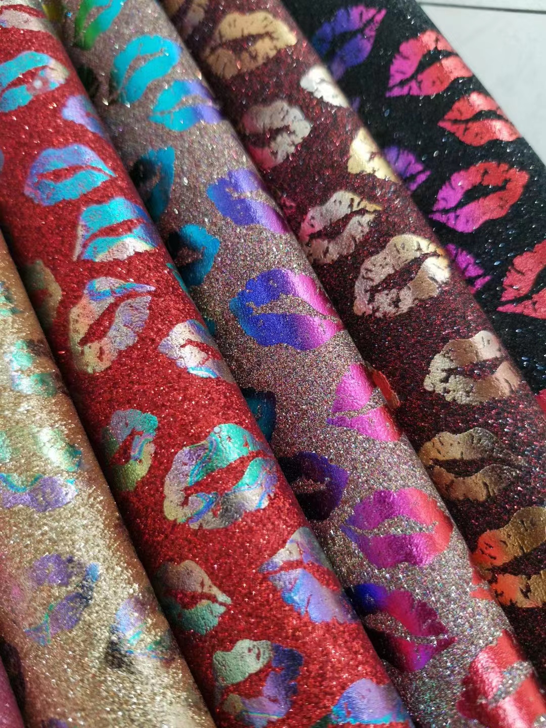 大量现货高中低档皮革面料厂家直销热销新款来样定制