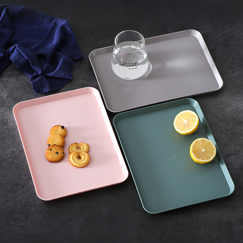 Rectangular plastic tray