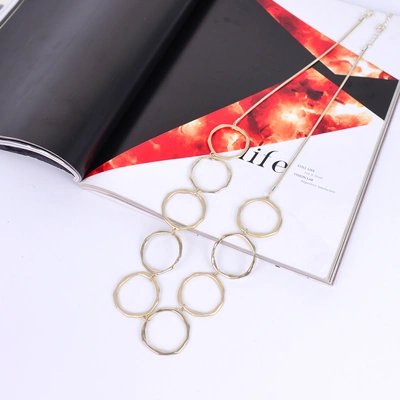 Europe and the United States exaggerated necklace personality fashion geometric necklace braided collarbone lady alloy necklace wholesale thumbnail