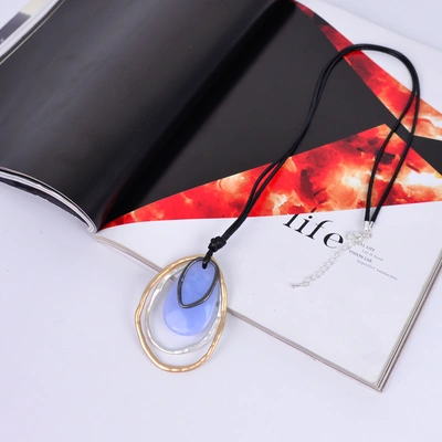 2021 autumn winter senior sense new necklaces Europe and the United States versatile fashion pendant geometric symbol clavicle women's ornaments thumbnail