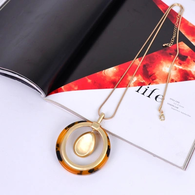 2022 fashion necklace European and American atmosphere fashion two-color retro light luxury sweater chain necklace thumbnail