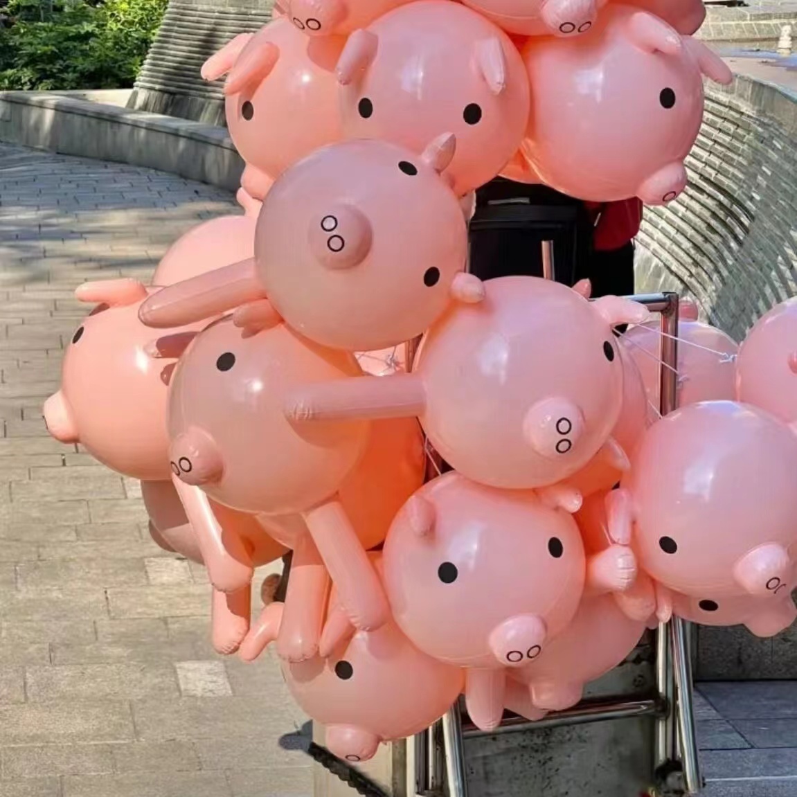厂家批发 PVC纯色充气猪头棒儿童充气玩具 充气玩具 地摊卡通玩具 猪猪气球详情1