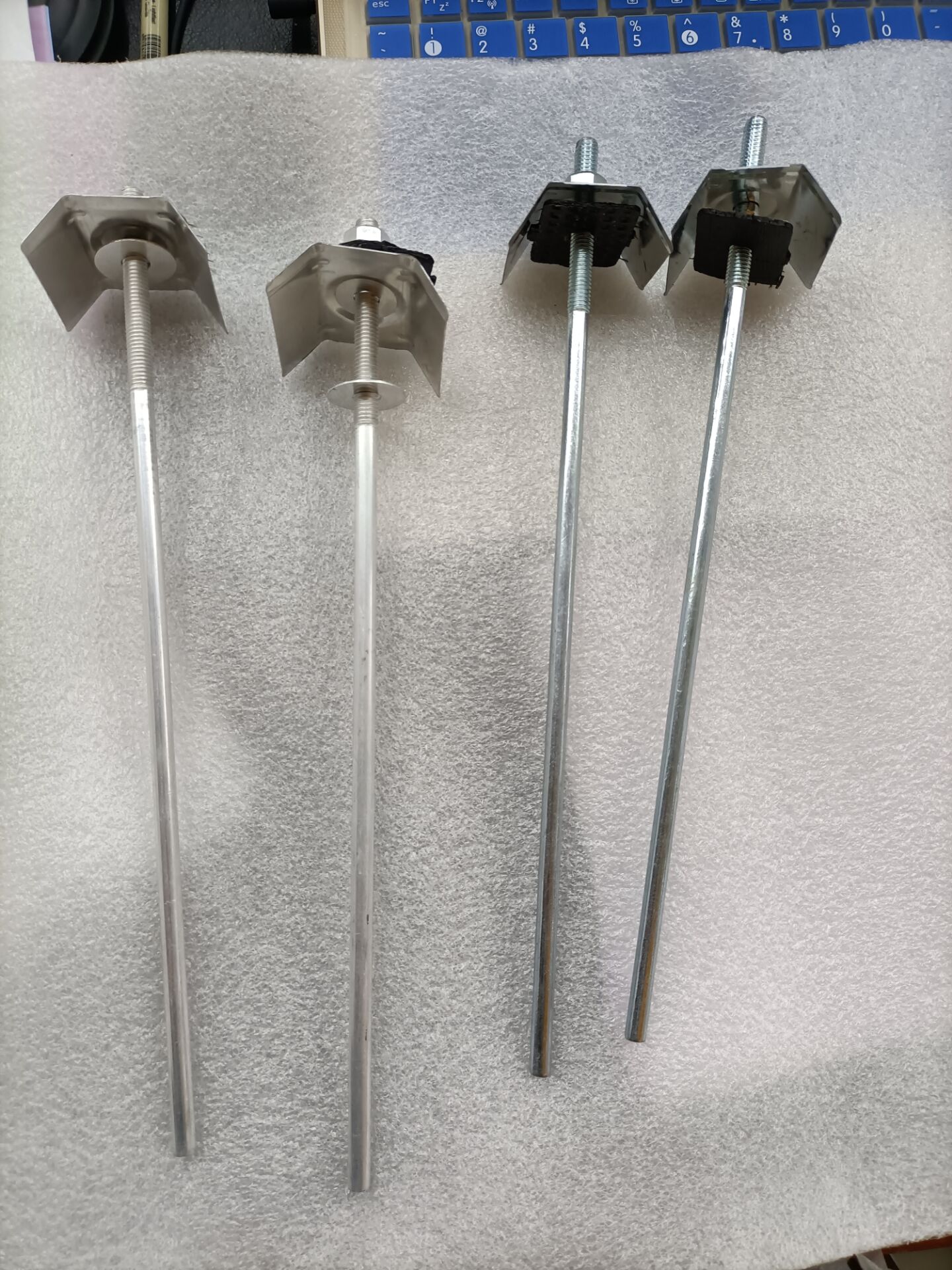 roof screw roof hook corrugated rod Corrugated rod U-shaped hook roof hook roof screw bolt aluminum corrugated rod L-shaped hook corrugated rod aluminum screw rod combination boom