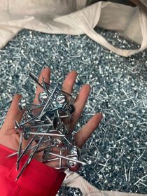 Manufacturer Corrugated nails straight rod corrugated nails with cushion corrugated nails hemp rod corrugated nails Roofing nail Large cap nail 9G2.5 inch nails galvanized corrugated nails