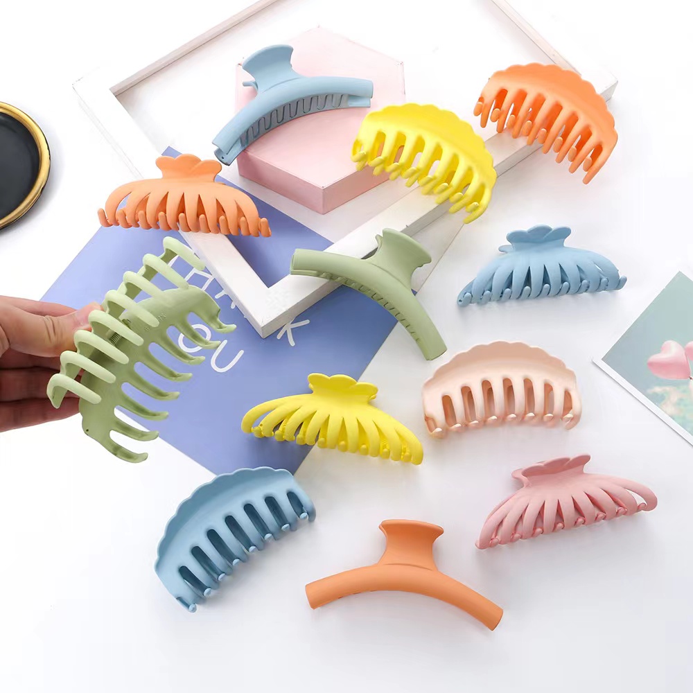 Internet celebrity large bath hair clip back hair clip candy color shark clip Korean mori tiara full figure