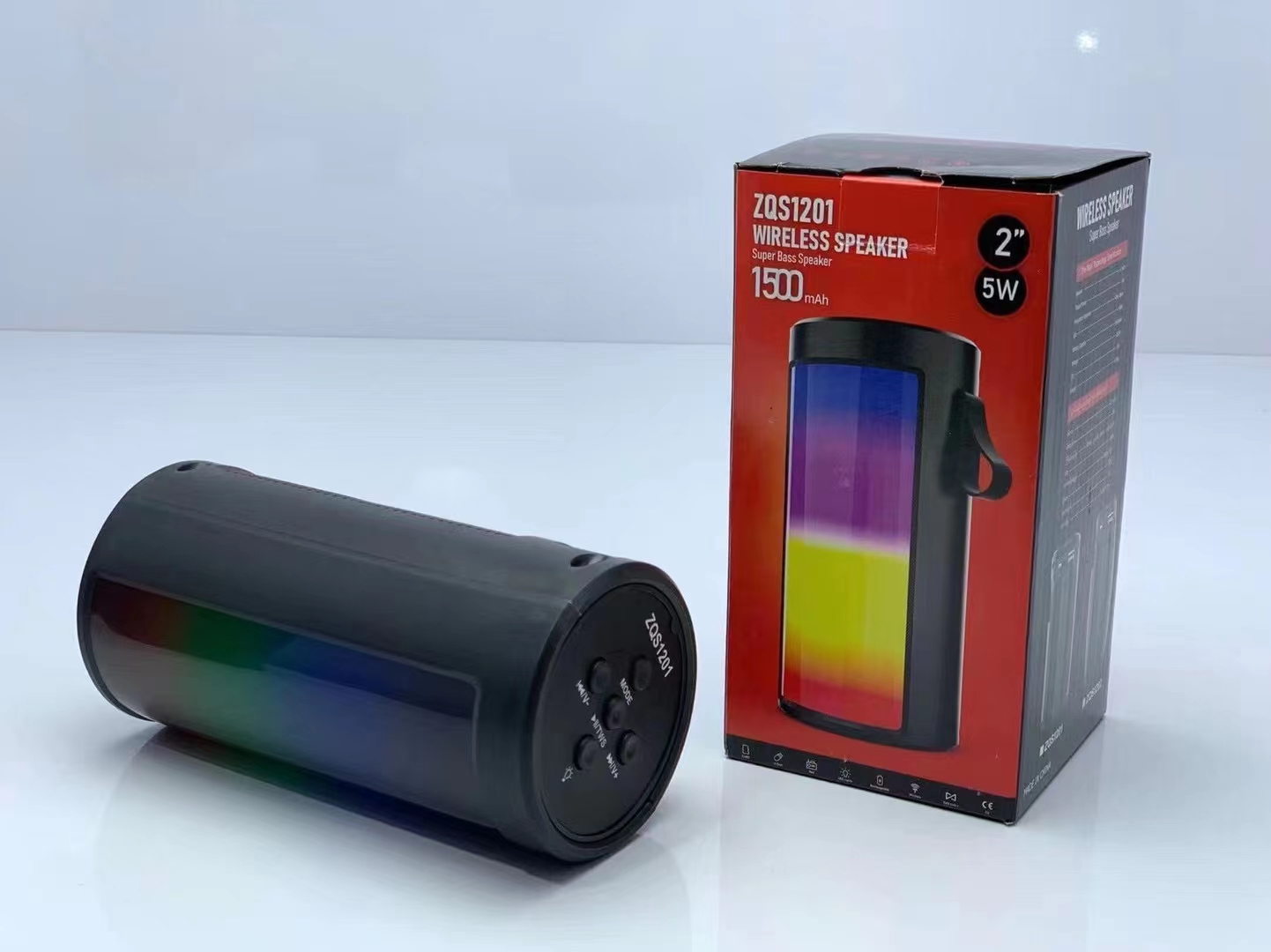 Portable outdoor hand-held square dance speaker, subwoofer, Bluetooth speaker 1201/1202, new foreign trade model, high-power card, Bluetooth and USB connection Specification image