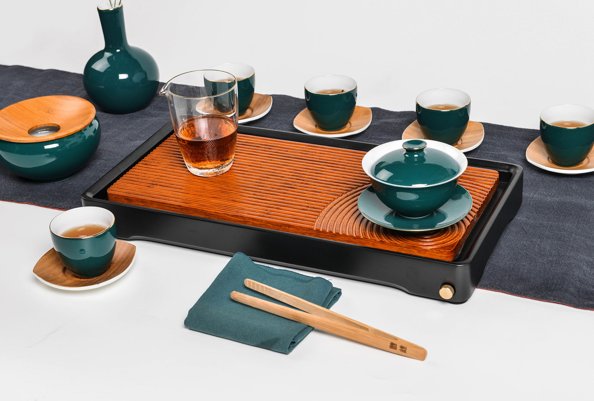 The Lianchi tea tray is simple, elegant, light luxury, versatile for home and office use, and easy to clean pic 4