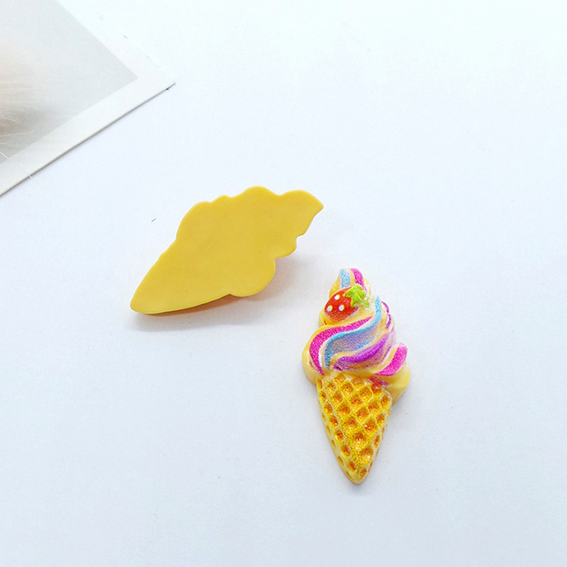 (Pack 500) Fat Accessories Diy Food Play Strawberry Ice Cream Cone Handmade Hairpin Leather Band Brooch Material Mobile Phone Case Accessories Application Scenario