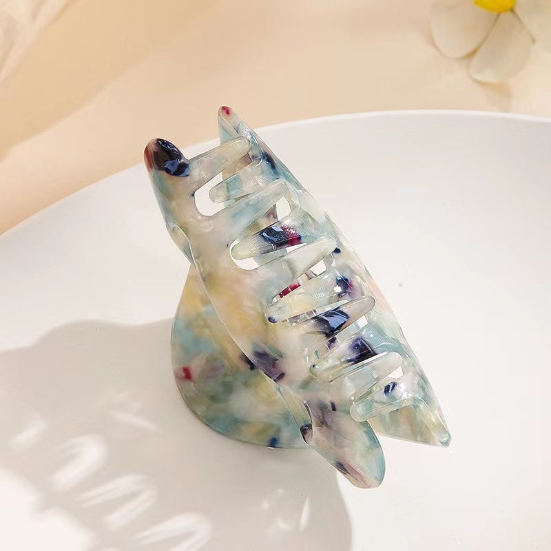 Korean elegant temperament grab clip mermaid queen size hair grab French vintage ink and acetic acid on the back of the head hair clip Specification drawing