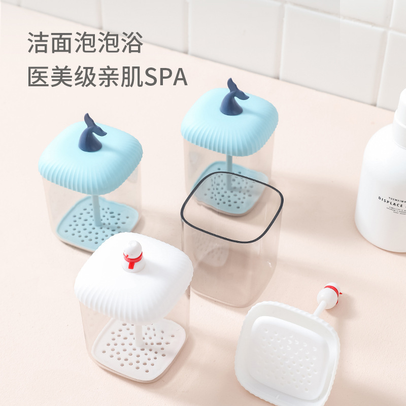 Cleanser foam maker