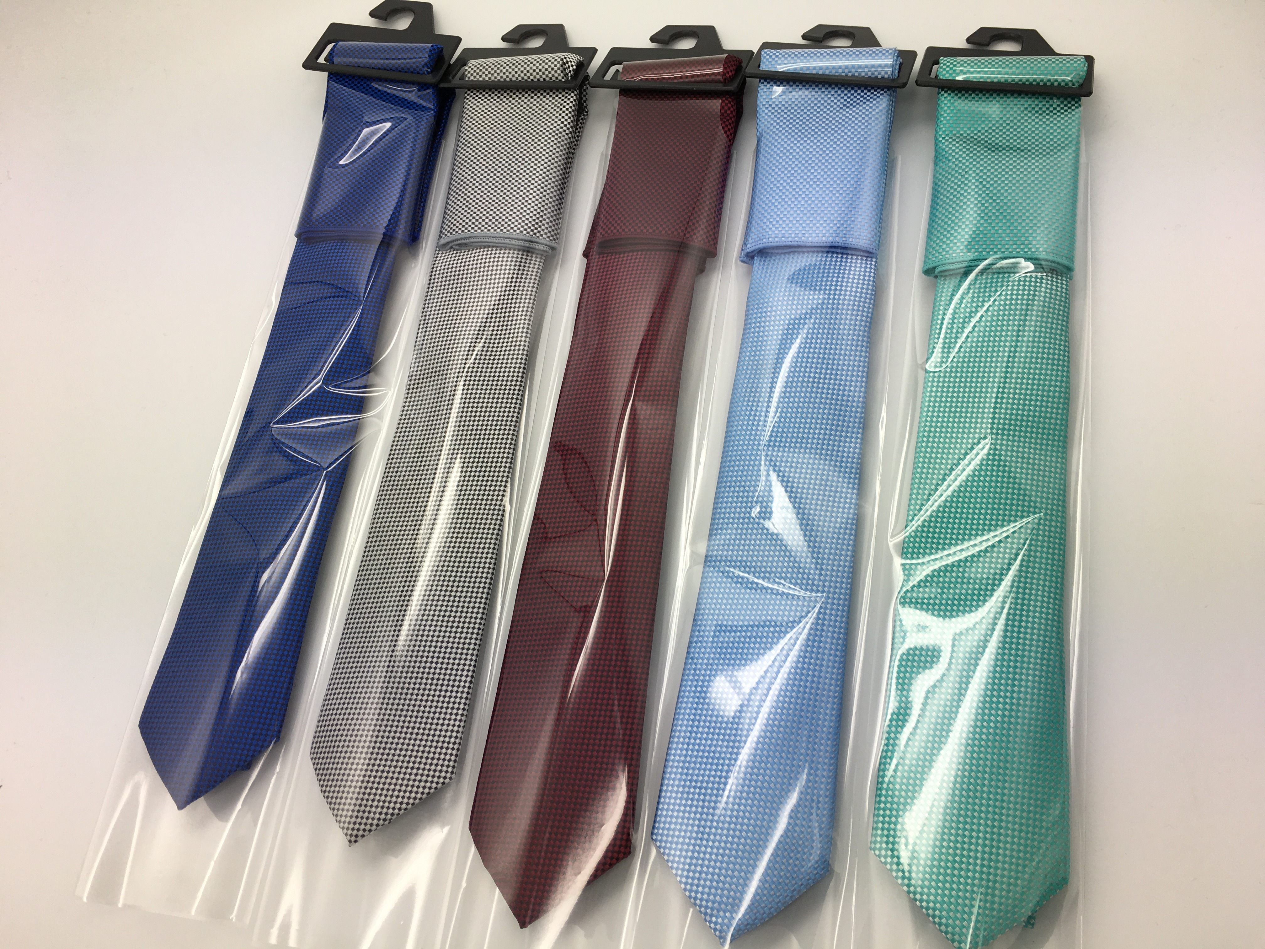 Manufacturers direct men plain color good plaid tie fashion casual suit shirt with tie all shirt and tie wholesale