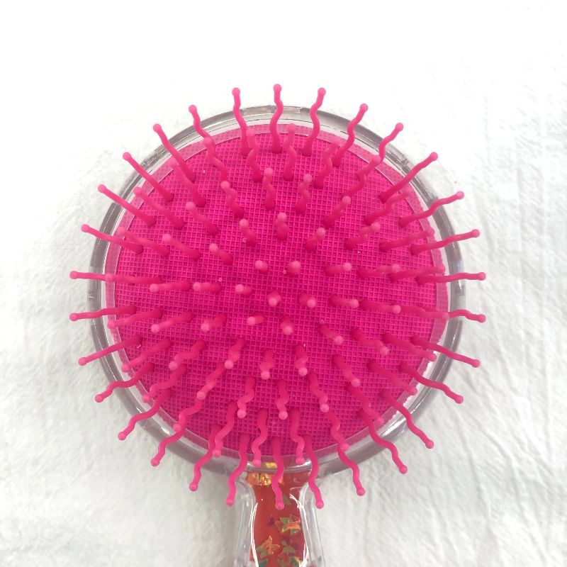 Round transparent glitter powder air cushion massage comb, plastic massage anti-static comb, plastic printed cute airbag comb Application Scenario
