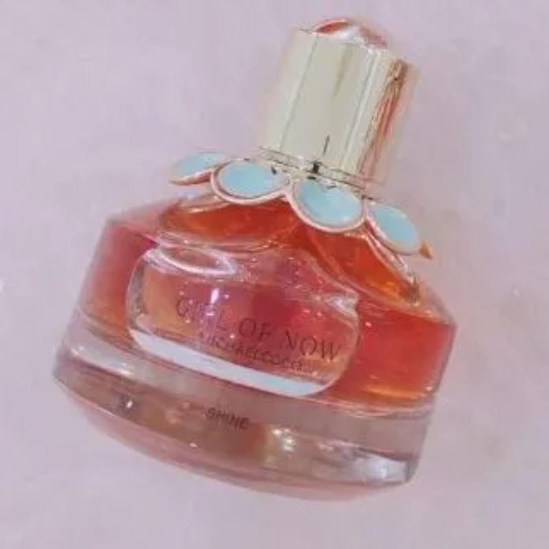 Mike's Love for Coco Daisies Item Picture
