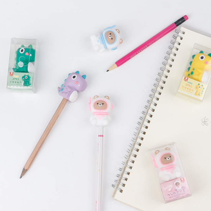 Silicone bear Dinosaur cute shape pencil sharpener Creative stationery Portable sharpener Pencil sharpener full figure