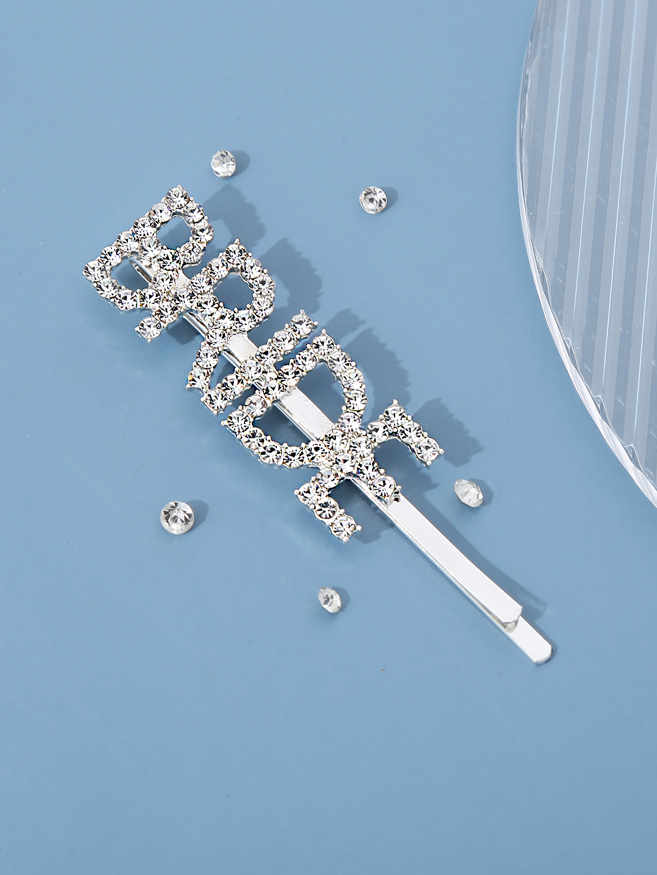 Cross Border Accessories Bride English Letters Bride Monogram Hairpin Bride Headdress Casual Hair Accessories Alloy Rhinestone Hairpin Wedding Accessories Party Accessories Bangs Clip Application Scenario