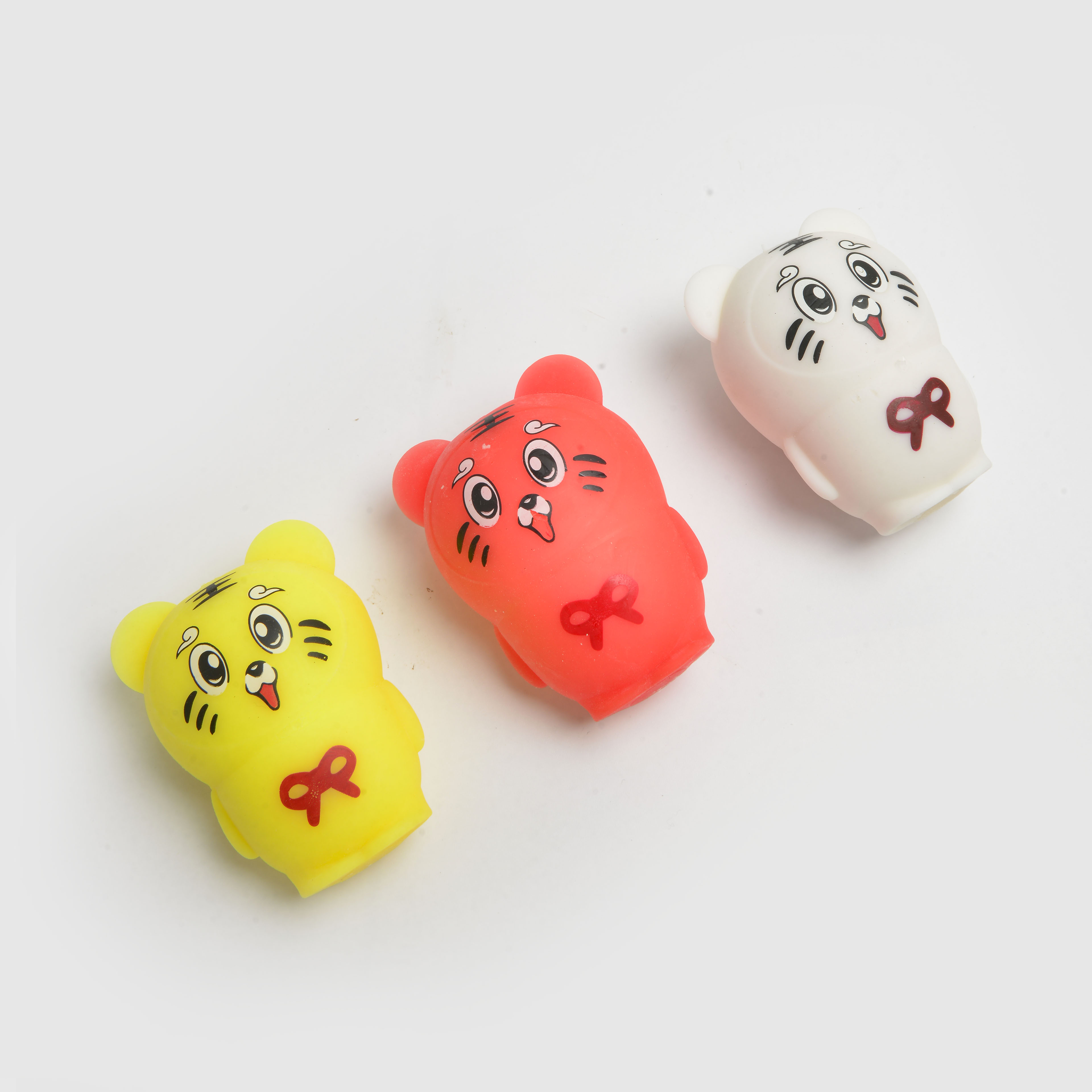 2022 new Internet red flour little tiger vent decompression toys children's toys thumbnail