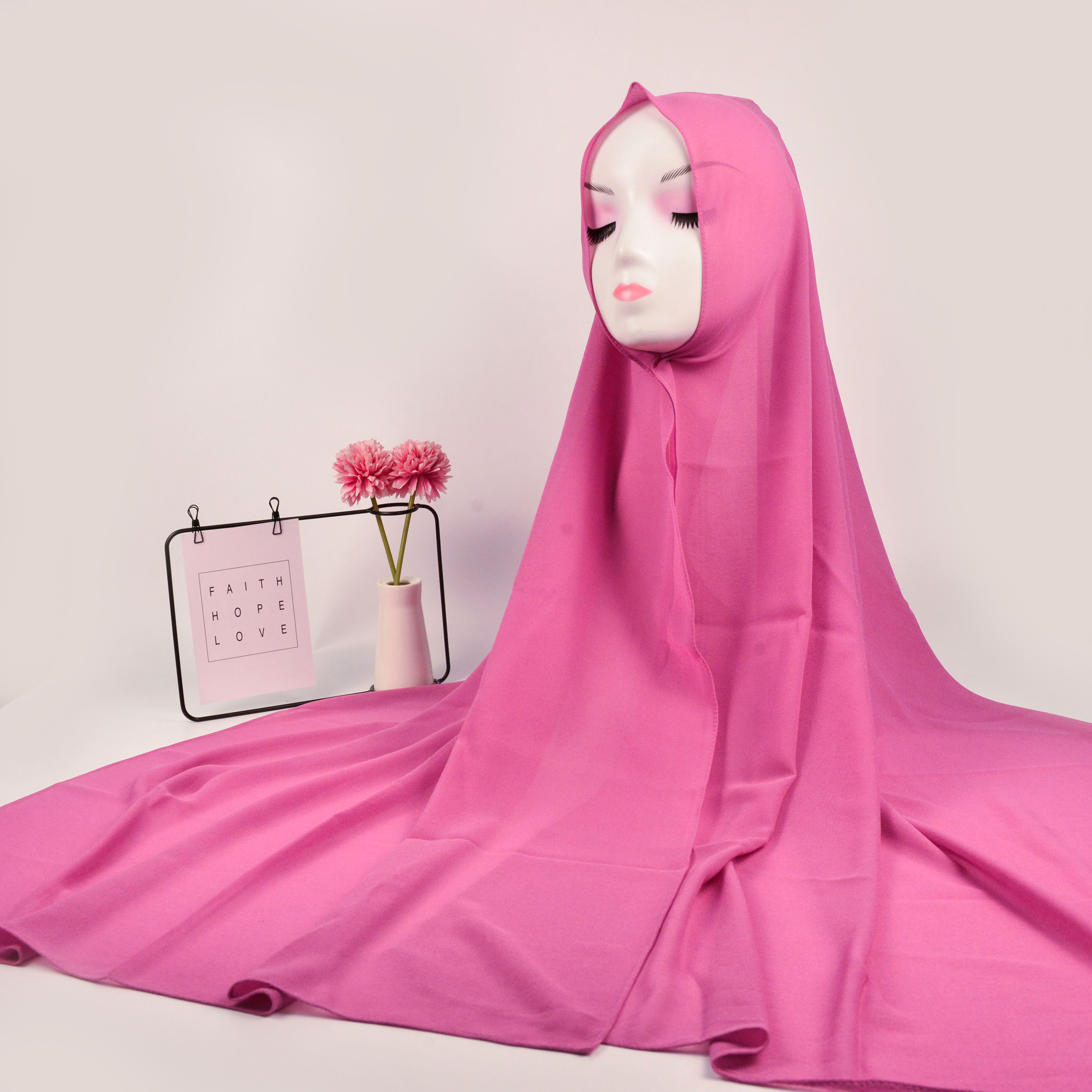 Cross-Border Amazon New Full Head Scarf Shawl Malaysian Indian Long And Short Irregular Scarf Application Scenario