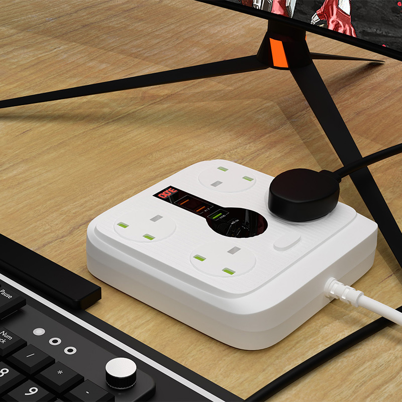 Intelligent British Home Jack With Digital Display Socket Pd20w Fast Charge 3Usb Charging Socket details Picture