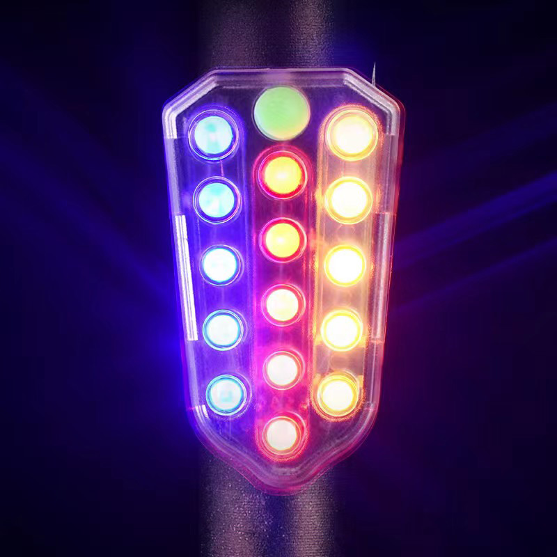 W15 Charging taillight Clip taillight USB charging bike taillight Multi-color highlight warning mountain bike taillight