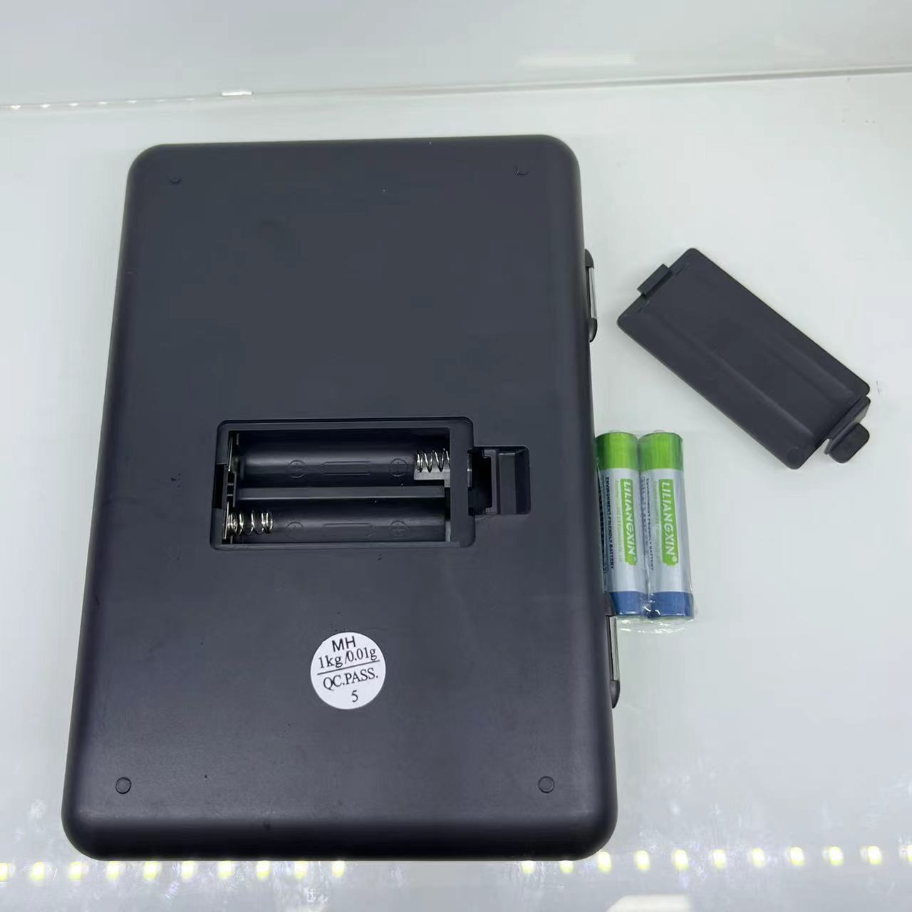 Electronic scale 1kg-0.01g, multi-functional household and commercial high-precision gold carat scale, electronic jewelry scale Application Scenario