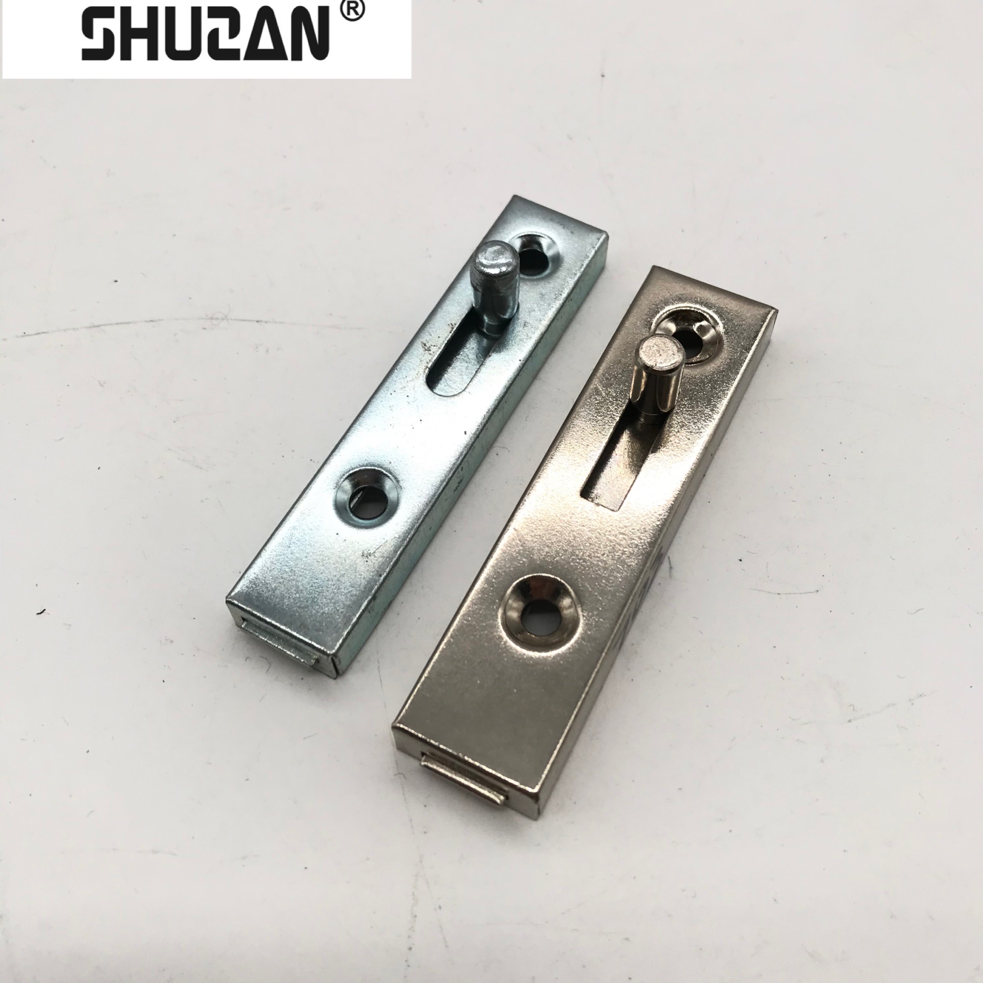 Factory direct furniture hardware accessories Industrial equipment Mechanical cabinet door open installation latch electrical box cabinet latch full figure
