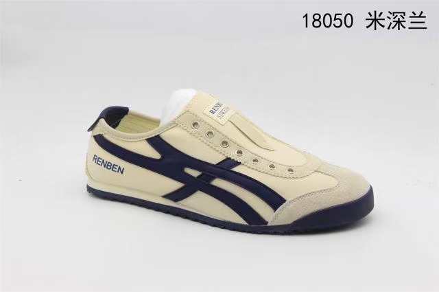 This 2022 summer new light soft sole boys casual shoes 100 match breathable sneakers lovers running shoes 18050 details Picture