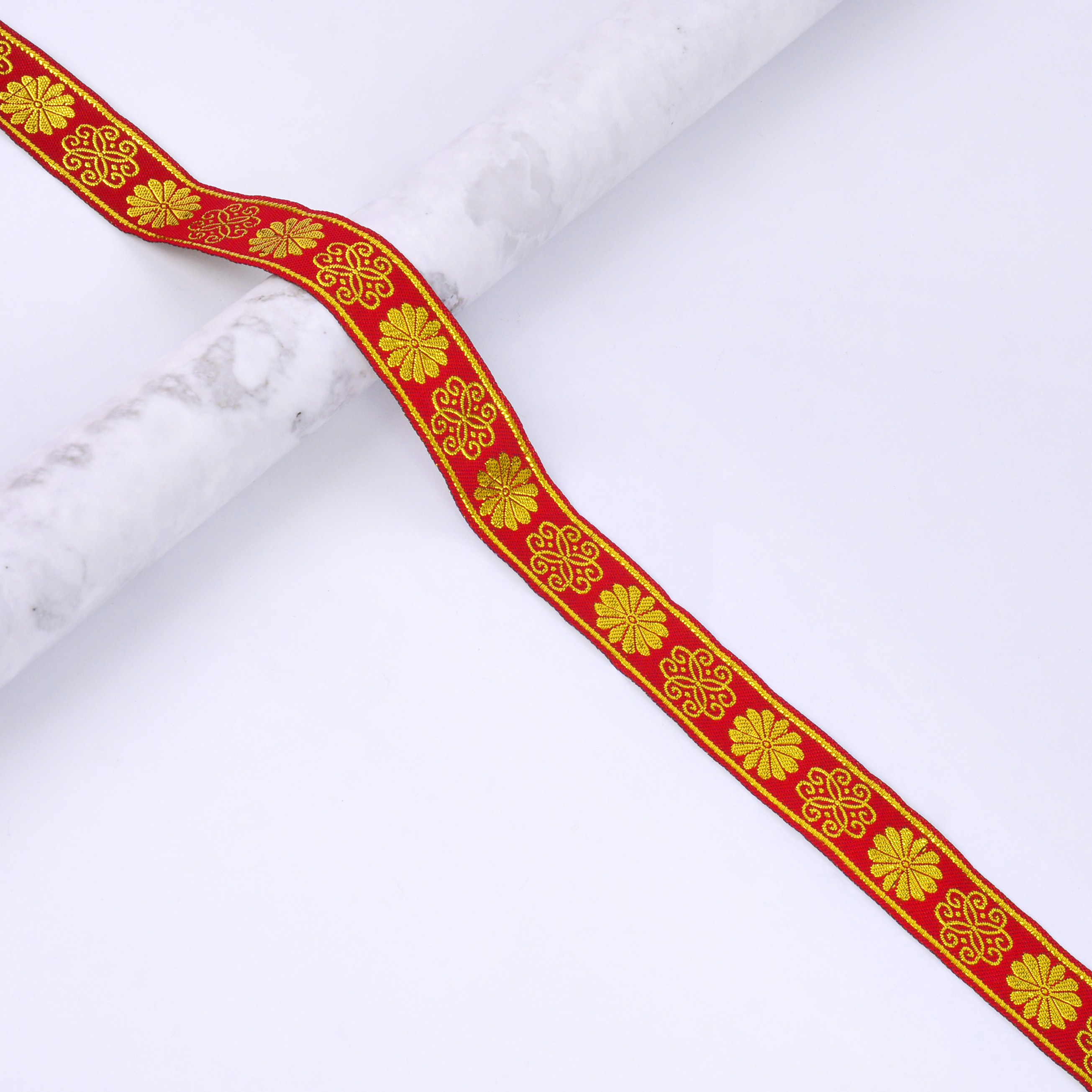 Red # Width 2.5 cm, seven meters a roll # flat gold wire # all kinds of computer national lace series embroidery clothing accessories National clothing lace webbing can be customized thumbnail